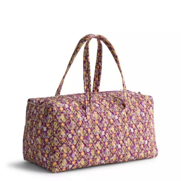 NWT Vera Bradley Disney Large Travel Duffel in Rapunzel Climbing Ivy - Picture 3 of 4